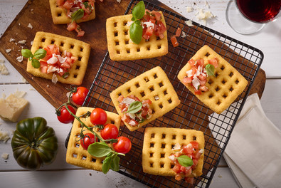 Kartoffel-Waffeln<br />
mit Bruschetta