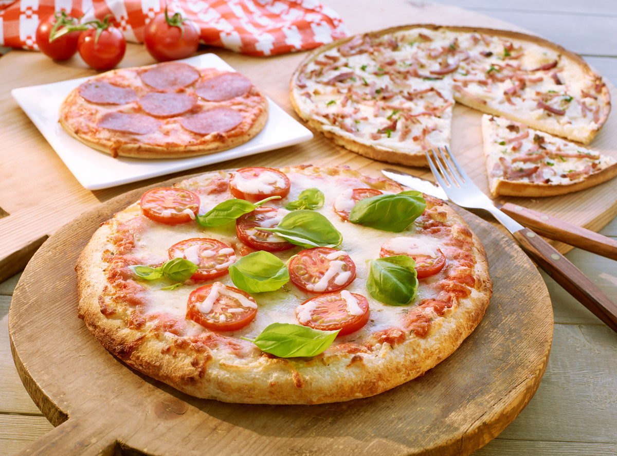 Dreierlei Pizza, Pizza Mozarella, Pizza Salami
